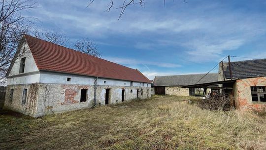 175 tys. zł zmieniono na 70 tys. zł. Co dalej z zabudowaniami w Kosorowicach?