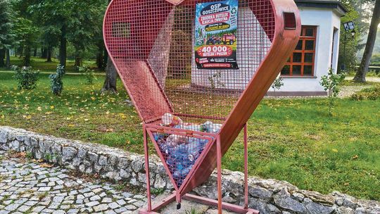 40 tysięcy butelek i puszek dla OSP Goszczowice. Zbiórka ma pomóc kupić przyczepkę do quada