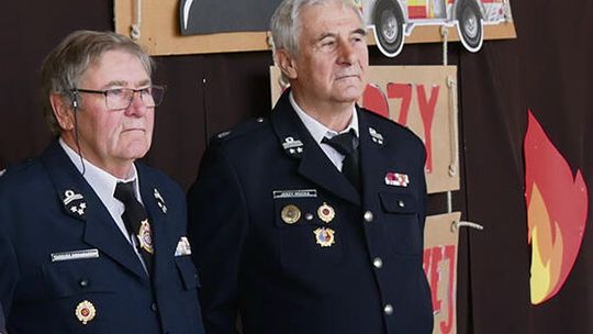 Cztery dekady w służbie drugiemu człowiekowi