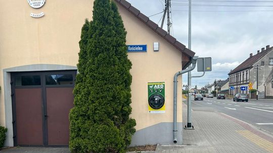 Defibrylator AED trafił do Nakła! Mieszkańcy i sołectwo zadbali o bezpieczeństwo całej wsi