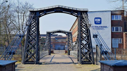 Ozimska huta może produkować dla NATO. W planach korpusy bomb, rakiet i amunicji 155 mm