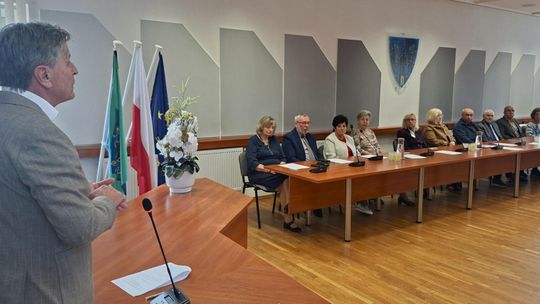 Komprachcice mają Radę Seniorów. Wybrano przewodniczącą i władze nowego gremium