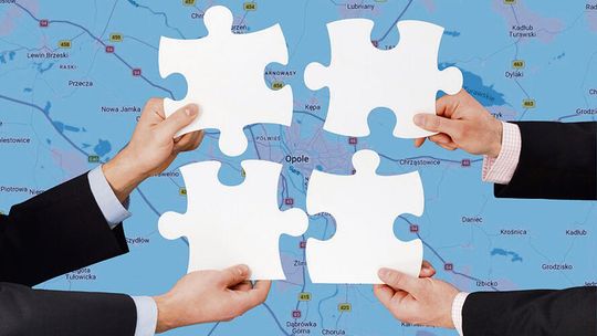 NOWA MAPA REGIONU?  CICHA REWOLUCJA  W SAMORZĄDACH