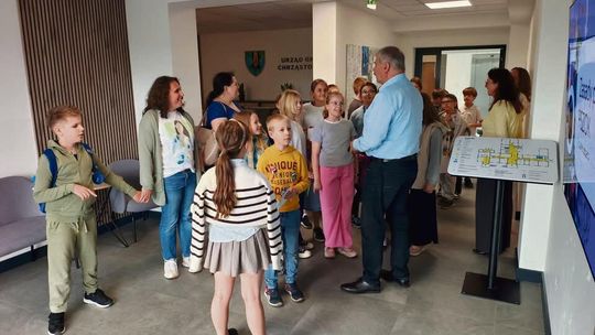 Nowoczesny, dostępny i ekologiczny. Tak wygląda dziś Urząd Gminy Chrząstowice po inwestycji za 10 mln zł