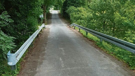 Remonty dróg w gminie Ozimek. 3750 m² nawierzchni za 46 tys. zł