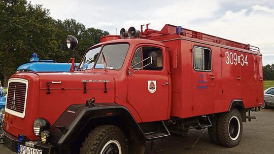 Strażacka perełka z 1962 roku na sprzedaż! OSP Węgry żegna legendarny Magirus Deutz