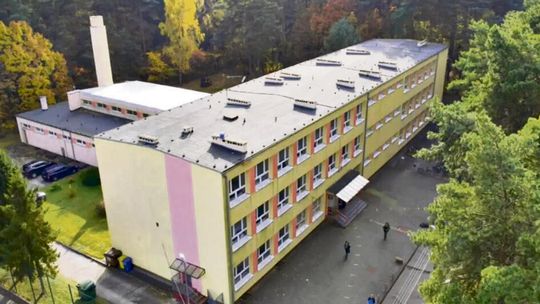 Szkoła w Szczedrzyku przejdzie wielką modernizację! Gmina Ozimek zdobyła prawie 3 mln zł z KPO