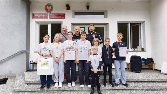 Uczniowie z Dębia najlepsi w „Małym Olimpijczyku”! Wywalczyli pierwsze miejsce