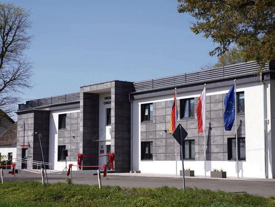 Tabela podziału funduszu sołeckiego w gminie Chrząstowice na 2027 rok — kwoty dla dziewięciu sołectw proporcjonalne do liczby mieszkańców.