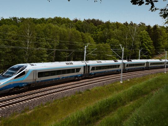 Awantura w Pendolino jadącym przez Opole. Interwencja pogotowia, 400 pasażerów musiało zmienić pociąg