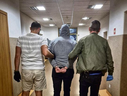BRACIA PRÓBOWALI ZABIĆ SĄSIADA MACZETĄ