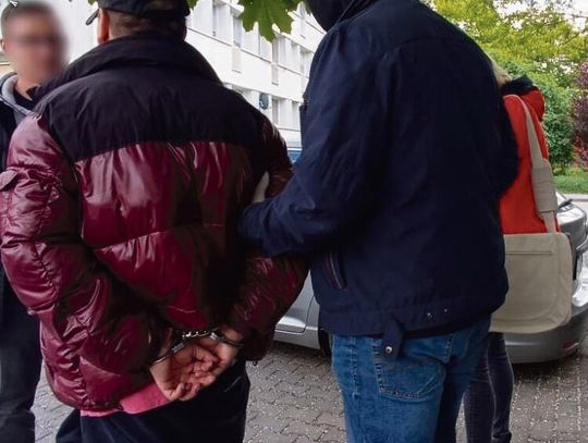 Były partner  znęcał się, gwałcił, i uwięził kobietę