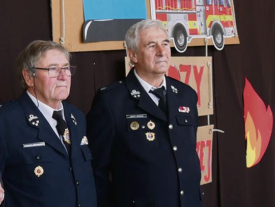 Cztery dekady w służbie drugiemu człowiekowi