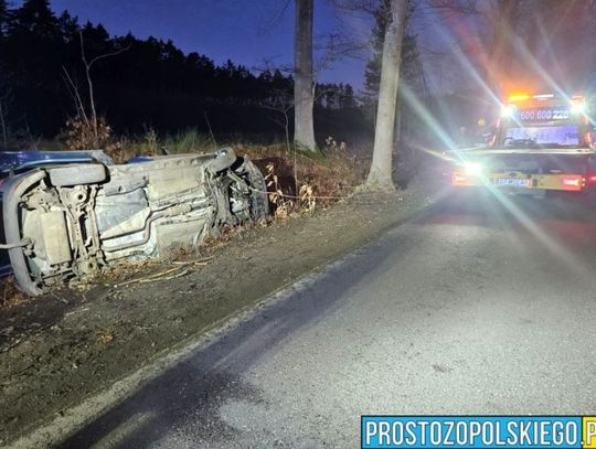 Dachowanie w Grabczoku - w aucie dwoje dzieci