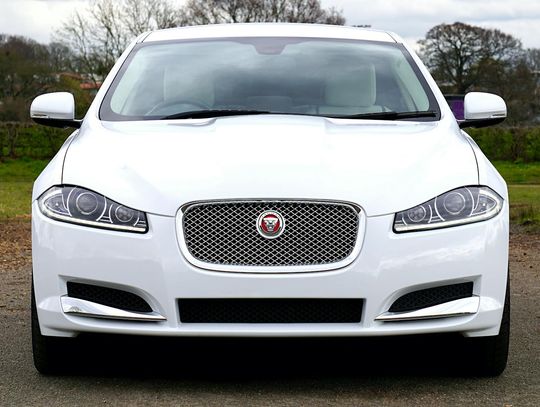 Jaguar samochód – najpopularniejsze modele brytyjskiej marki sprowadzane z USA i Europy