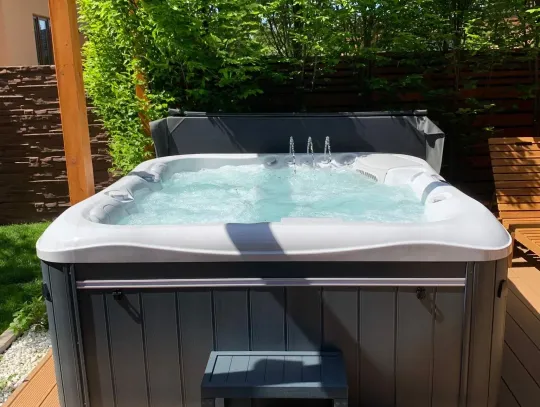 Jak dbać o jacuzzi i jego wyposażenie aby woda była czysta a urządzenie sprawne?