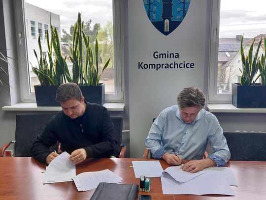 Budynek szkoły podstawowej w Komprachcicach oraz Samorządowy Ośrodek Kultury przeznaczone do modernizacji