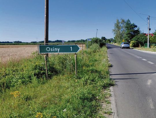 Nowa infrastruktura w gminie Komprachcice: teren pod ścieżkę pieszo‑rowerową, budynek biblioteki z planowaną świetlicą oraz nowe wiaty przystankowe.