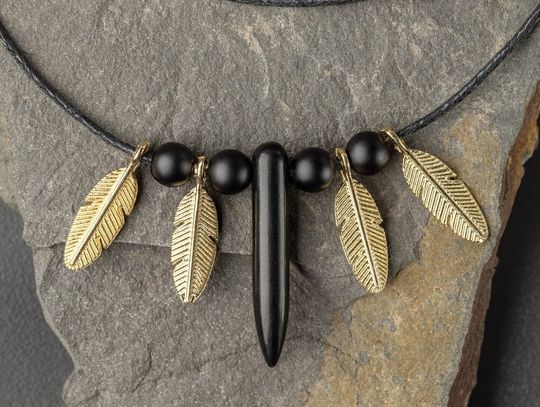 Naszyjnik z tygrysim okiem - sprawdź, jak zrobić!