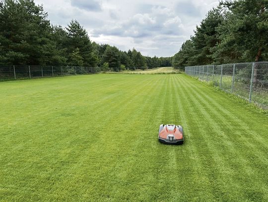 Nowe boisko, nowa kosiarka