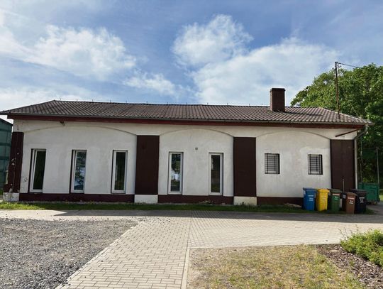 Remont dawnej sali gimnastycznej przy pałacyku w Chróścinie, która stanie się Centrum Aktywności Lokalnej