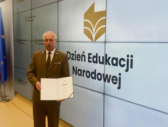 Pierwszy Profesor Oświaty  w placówkach prowadzonych przez powiat opolski Pierwszy Profesor Oświaty  w placówkach prowadzonych przez powiat opolski