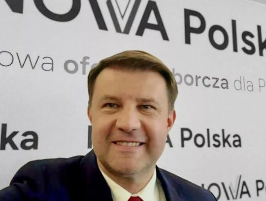 Prezydent Opola Arkadiusz Wiśniewski podczas konferencji, ogłaszający rezygnację z partii Nowa Polska