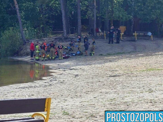 Reanimacja nad Jeziorem Srebrnym nie przyniosła skutku. Nie żyje 80-latek