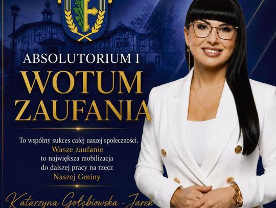 Sesja Rady Gminy Dąbrowa podczas debaty nad raportem o stanie gminy za 2025 rok.