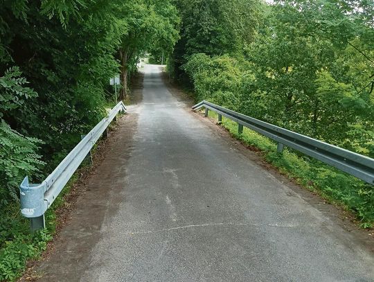 Remont drogi w gminie Ozimek – prace przy lokalnej infrastrukturze drogowej