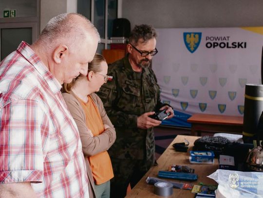 Żołnierze 17. Brygady OT podczas szkolenia pracowników Starostwa Powiatowego w Opolu