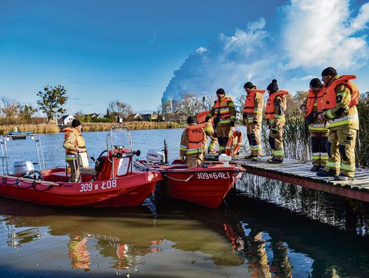 Strażackie manewry  w gminie Dąbrowa