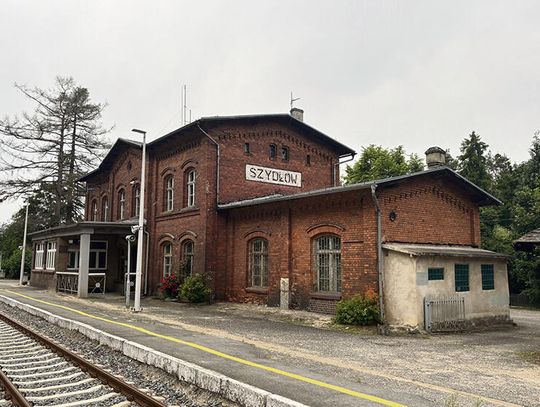 SZYDŁÓW POMINIĘTY, KRASIEJÓW W REZERWIE SZYDŁÓW POMINIĘTY, KRASIEJÓW W REZERWIE