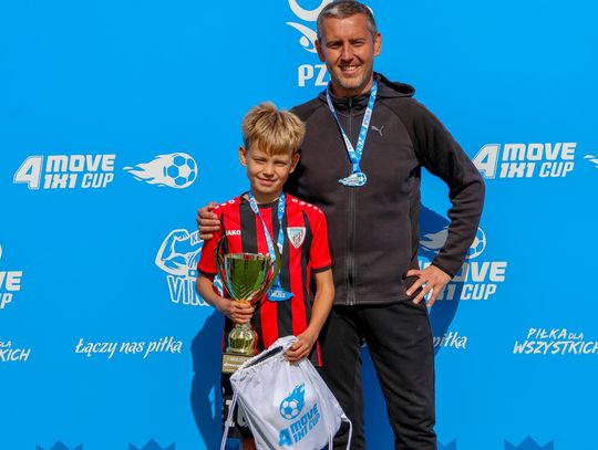 Talent, pasja i determinacja – młody zawodnik z Ozimka podbił Stadion Śląski Talent, pasja i determinacja – młody zawodnik z Ozimka podbił Stadion Śląski