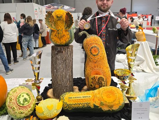 Trzy medale dla Daniela Bewko! Mieszkaniec Chrząstowic błyszczy na Czech Carving Cup 2025 Trzy medale dla Daniela Bewko! Mieszkaniec Chrząstowic błyszczy na Czech Carving Cup 2025