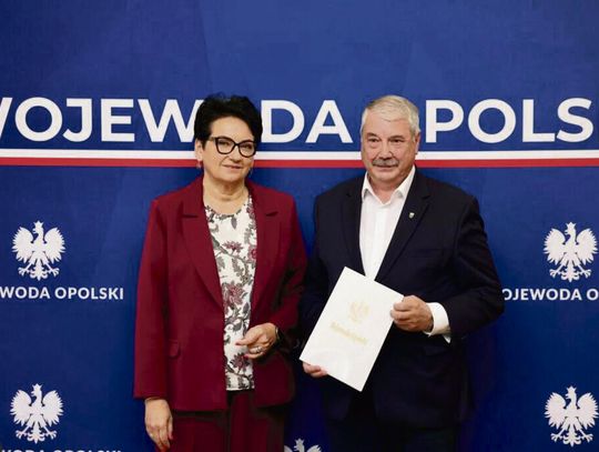 Podpisanie umowy na dofinansowanie budowy ul. Rynkowej w Dańcu w Urzędzie Wojewódzkim w Opolu.