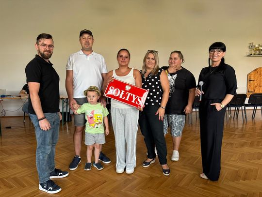 Sołtysi i członkowie rad sołeckich wybrani w Siedliskach, Ciepielowicach i Skarbiszowie w gminie Dąbrowa