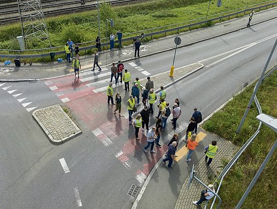 Wyszli na drogę zaprotestować