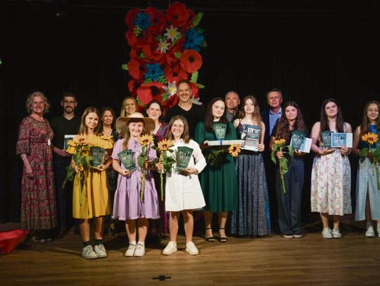 XV Jubileuszowy Ogólnopolski Festiwal Piosenki „Wciąż Blisko Nas”