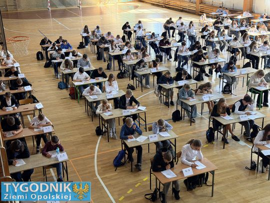 Konkurs Wiedzy o Mniejszości Niemieckiej, Ozimek, młodzież Opolszczyzna, edukacja województwo opolskie, Towarzystwo Społeczno-Kulturalne Niemców