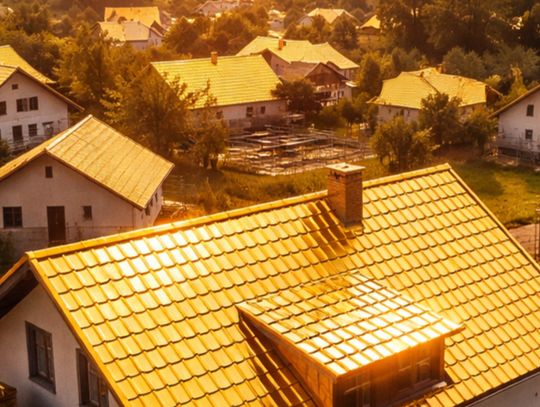 Złota rewolucja w Złotnikach. Każdy będzie musiał mieć złoty dach