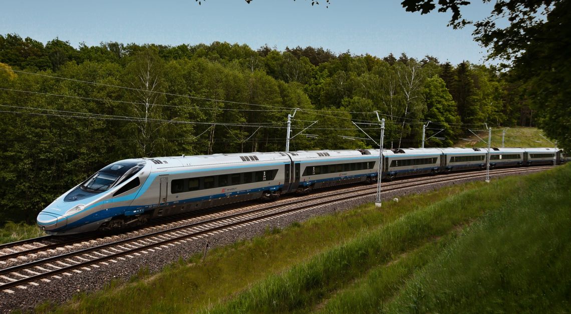 Awantura w Pendolino jadącym przez Opole. Interwencja pogotowia, 400 pasażerów musiało zmienić pociąg Awantura w Pendolino jadącym przez Opole. Interwencja pogotowia, 400 pasażerów musiało zmienić pociąg