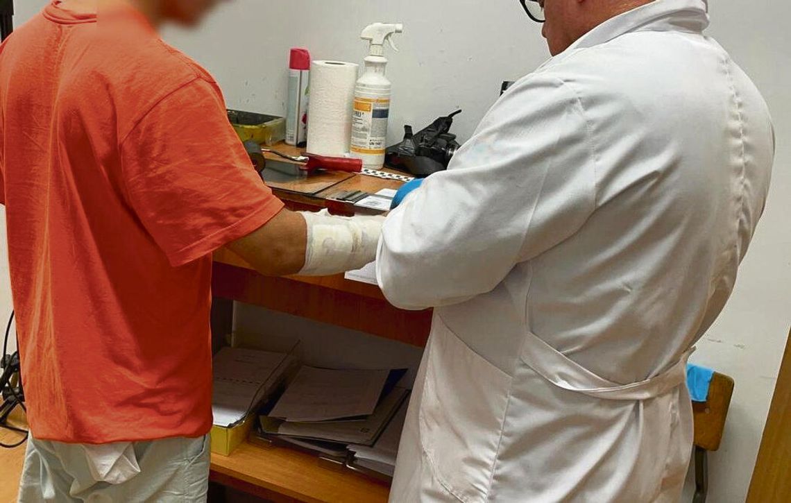 BESTIALSKI MORD PSÓW BYŁEJ PARTNERKI