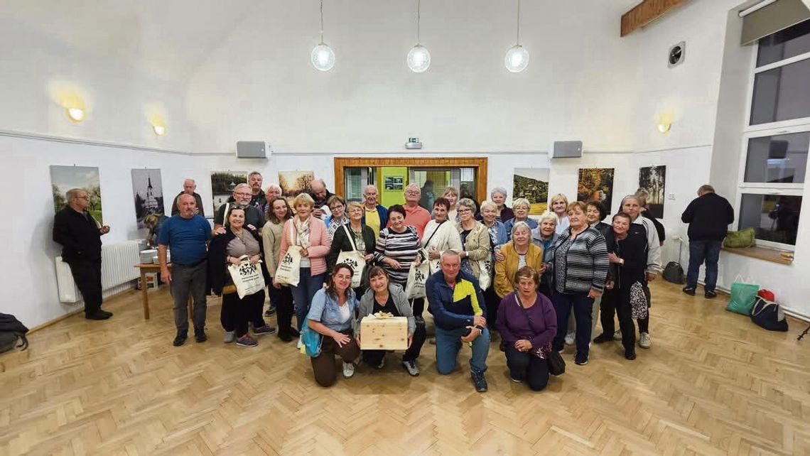 Chrząstowice i czeski Zátor znów razem. Seniorzy odwiedzili termy i browar w ramach wspólnego projektu Seniorzy z gmin Chrząstowice i Zátor podczas wspólnej wycieczki w ramach polsko-czeskiego projektu współpracy.