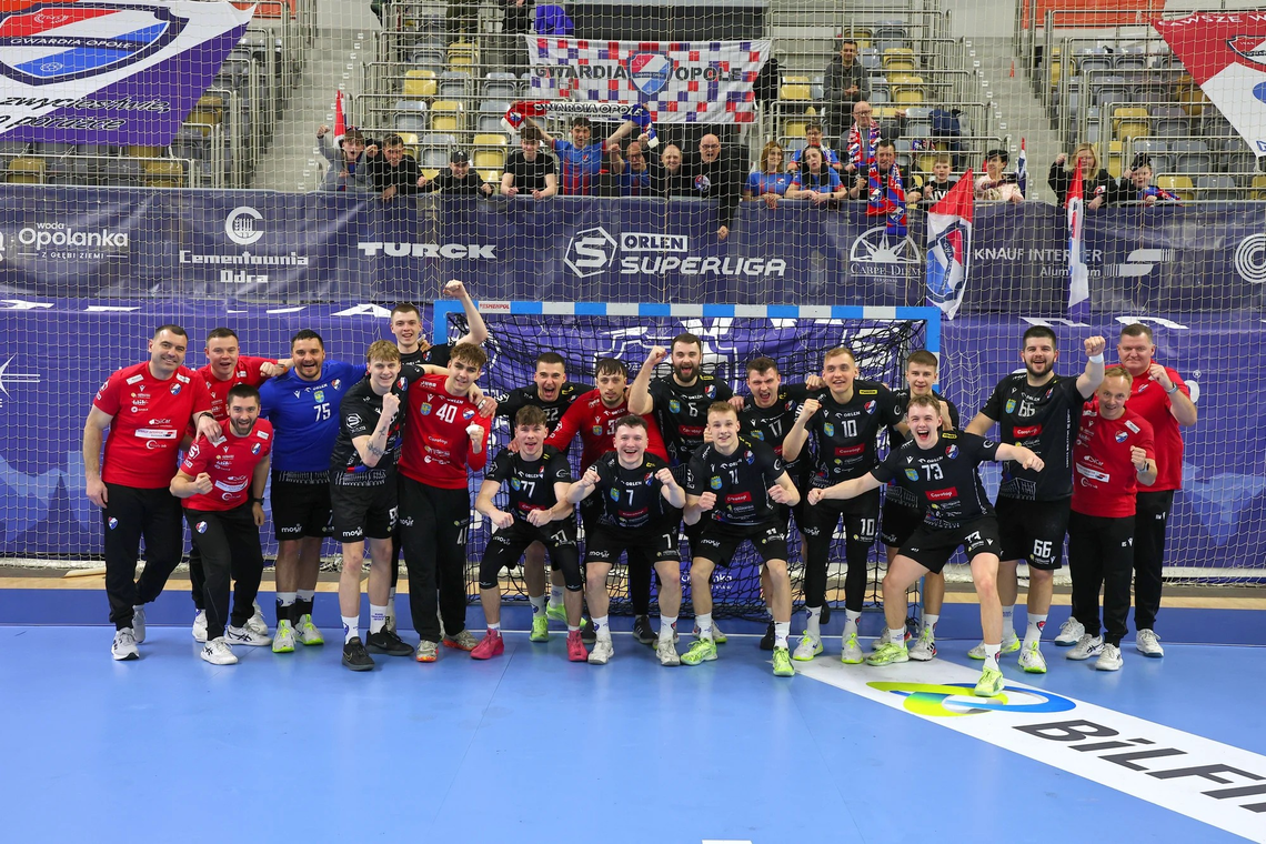 Zawodnicy Gwardii Opole podczas meczu play‑out Orlen Superligi przeciwko drużynie z Puław