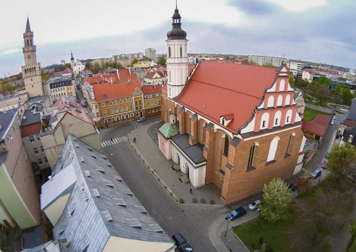 Dach Klasztoru Franciszkanów wyremontowany