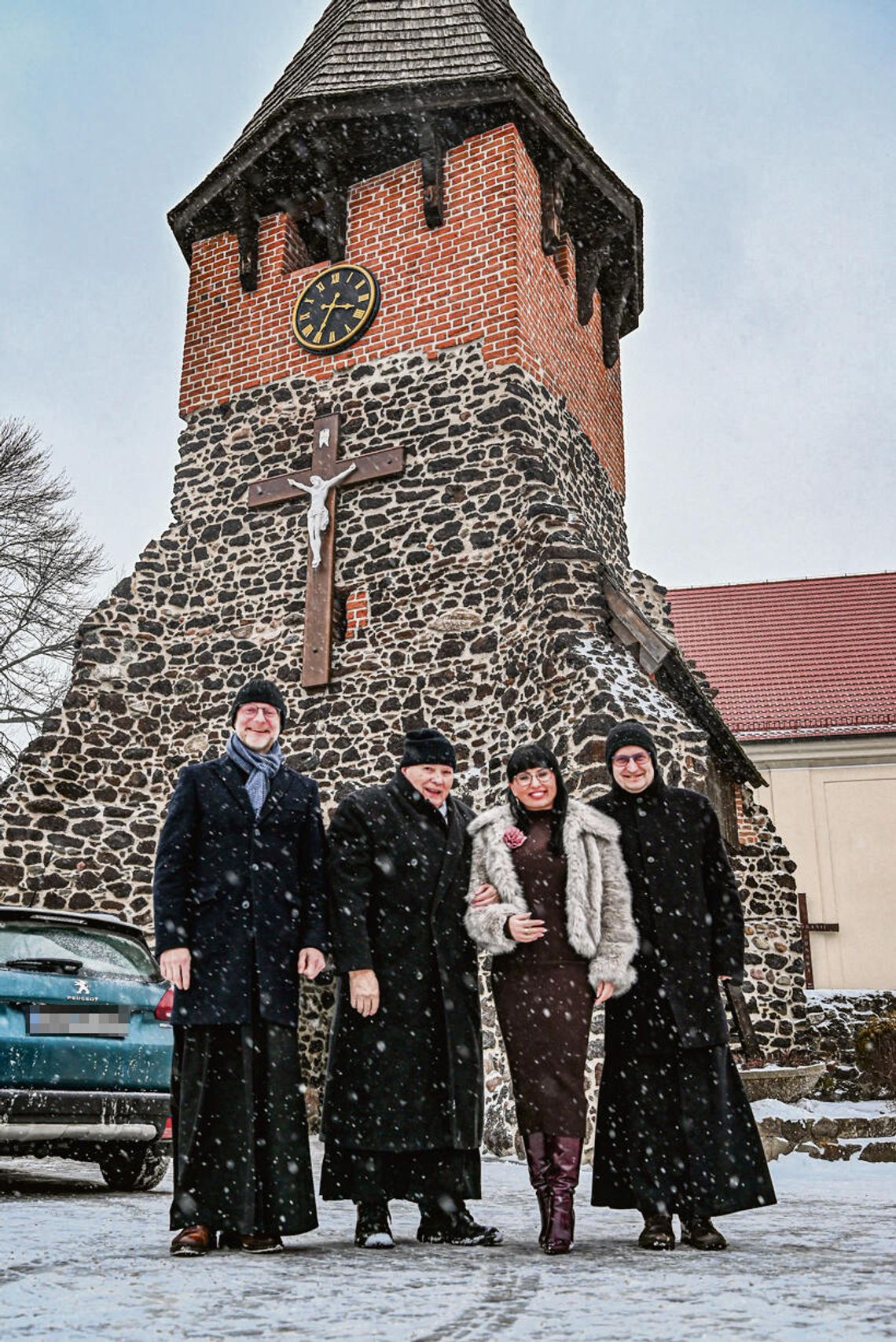 Dzwonnica w Chróścinie bije dwoma sercami