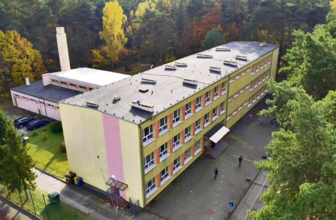 Gmina Ozimek planuje termomodernizację szkoły w Szczedrzyku
