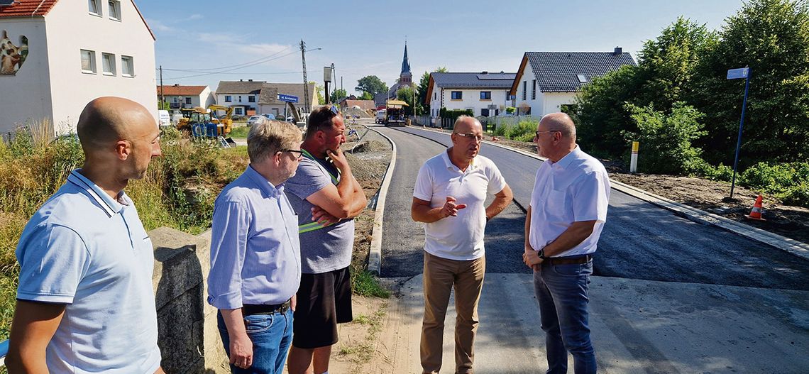 Inwestycja w Chrząstowicach na półmetku