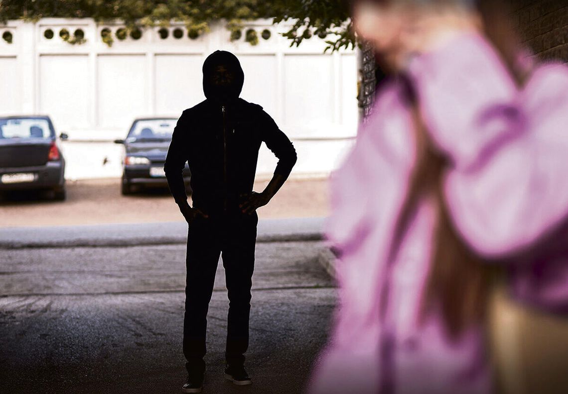 NĘKAŁ BYŁĄ PARTNERKĘ.